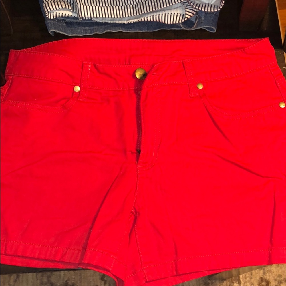 Red shorts!!